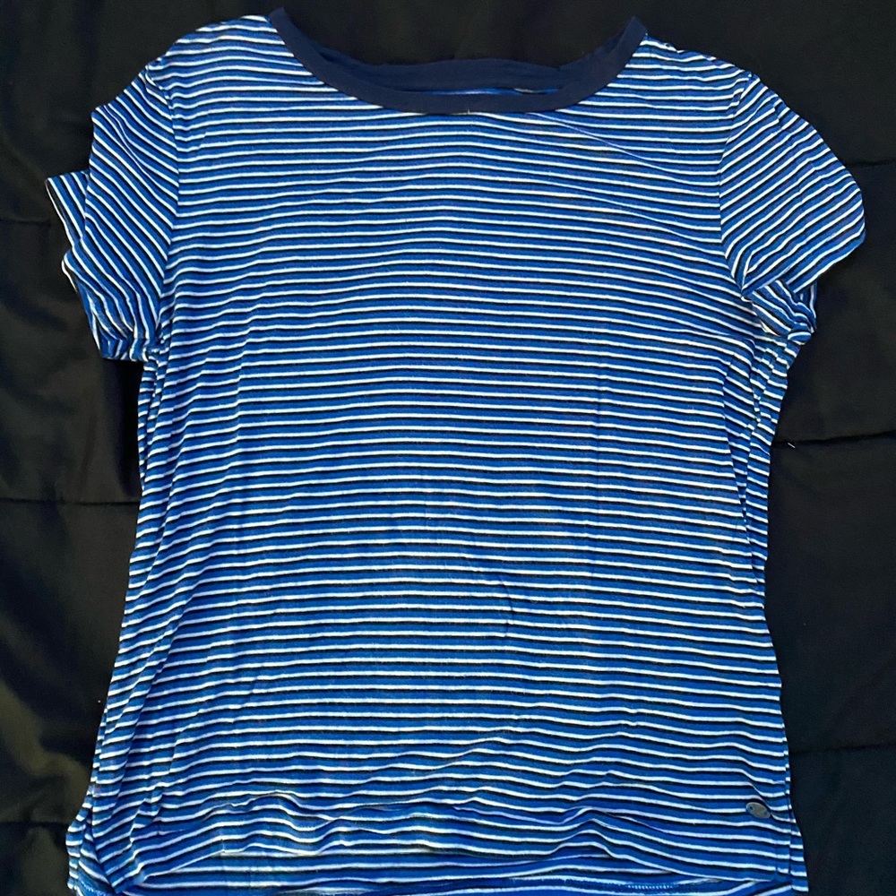 women’s t shirt